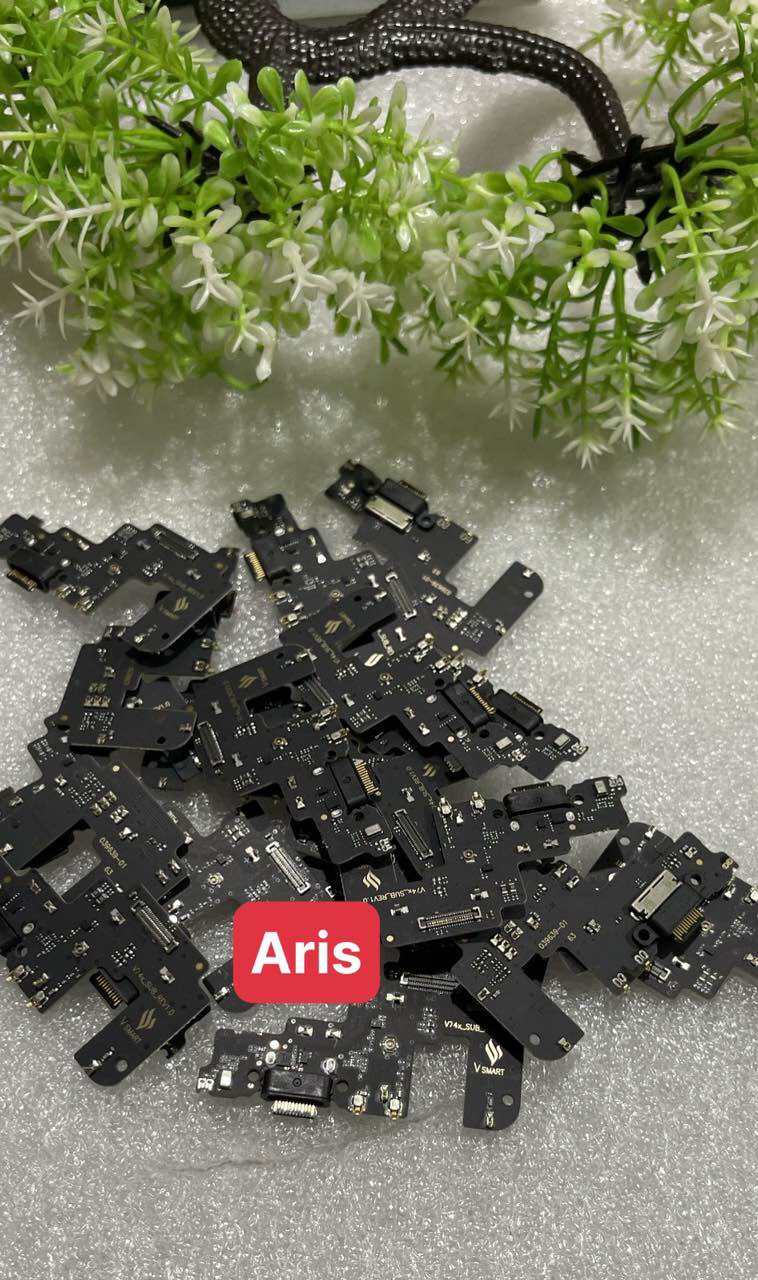 Cụm bo mạch sạc Vsmart Aris / Aris pro zin mới