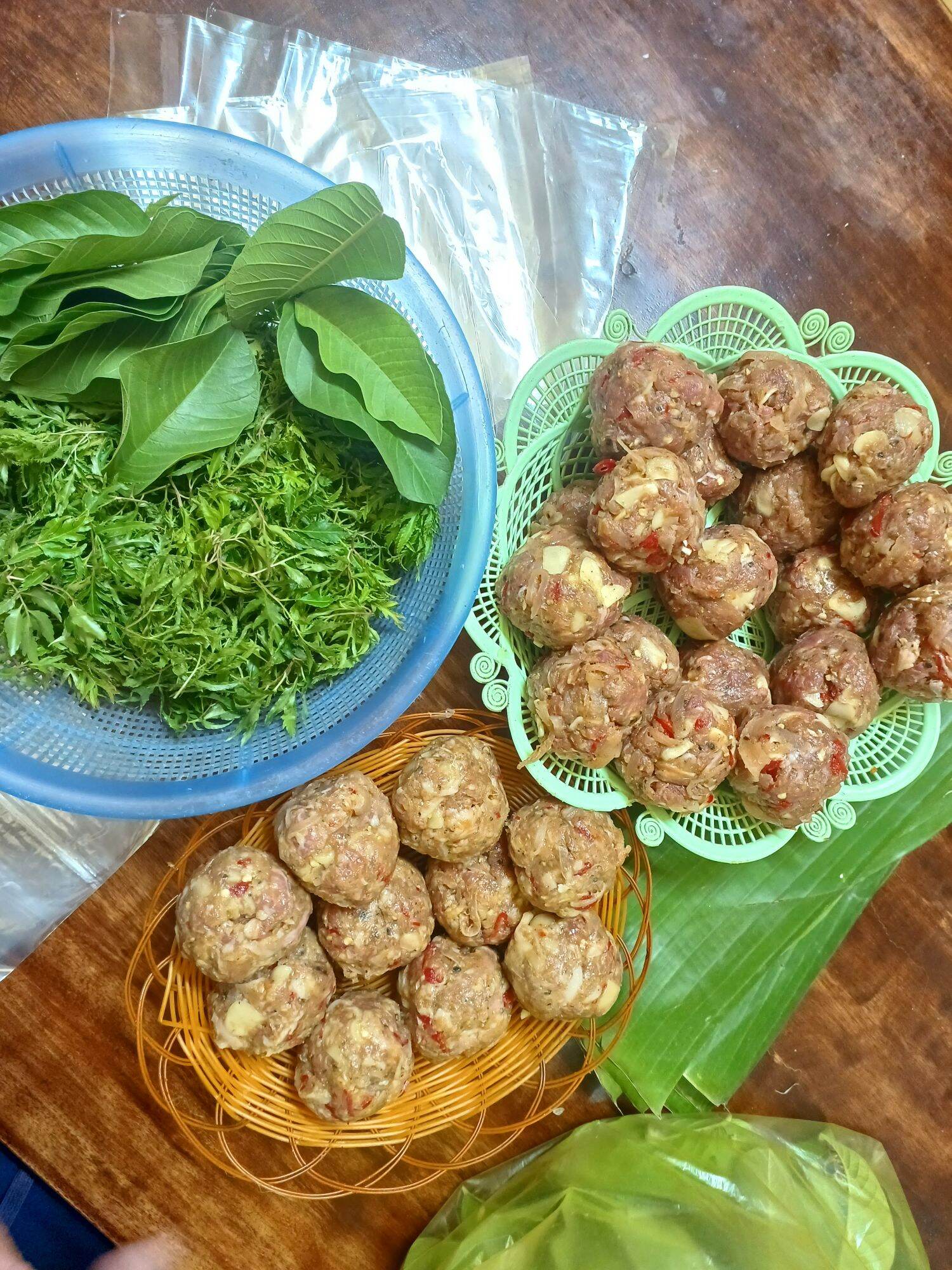nem nướng