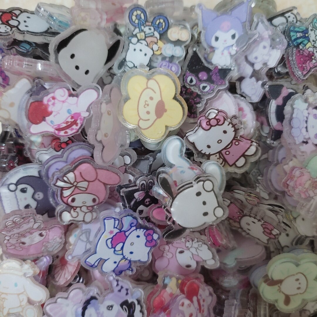 Set Charm thẻ nhân vật sanrio