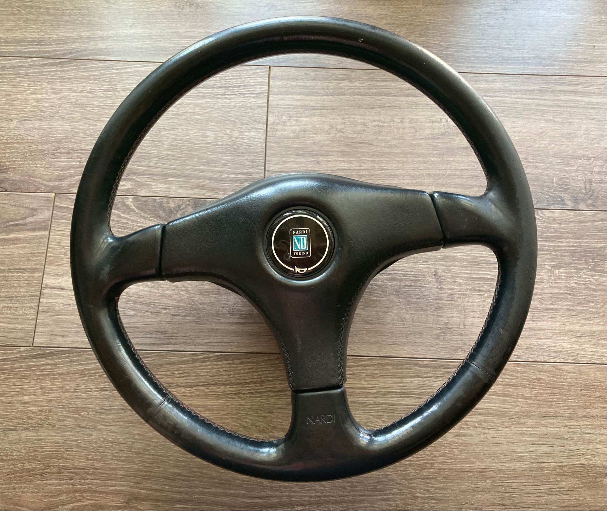 Vô lăng Nardi Subaru