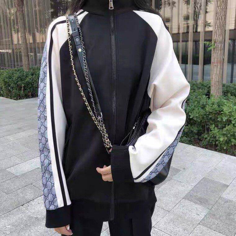 Áo khoác dù viền tay gucci kd55