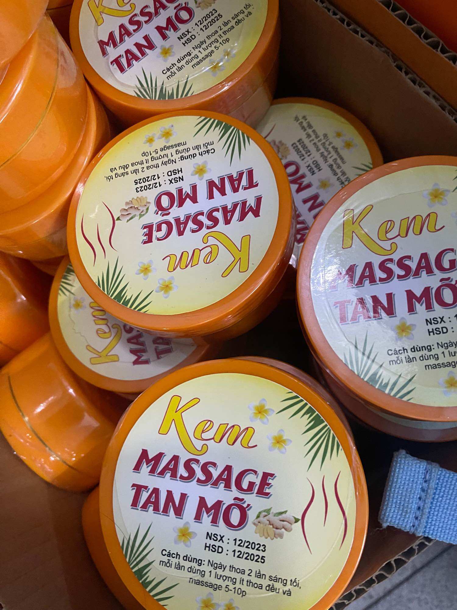 Kem tan mỡ  ( combo 1 hộp + màng ủ + thước đo)