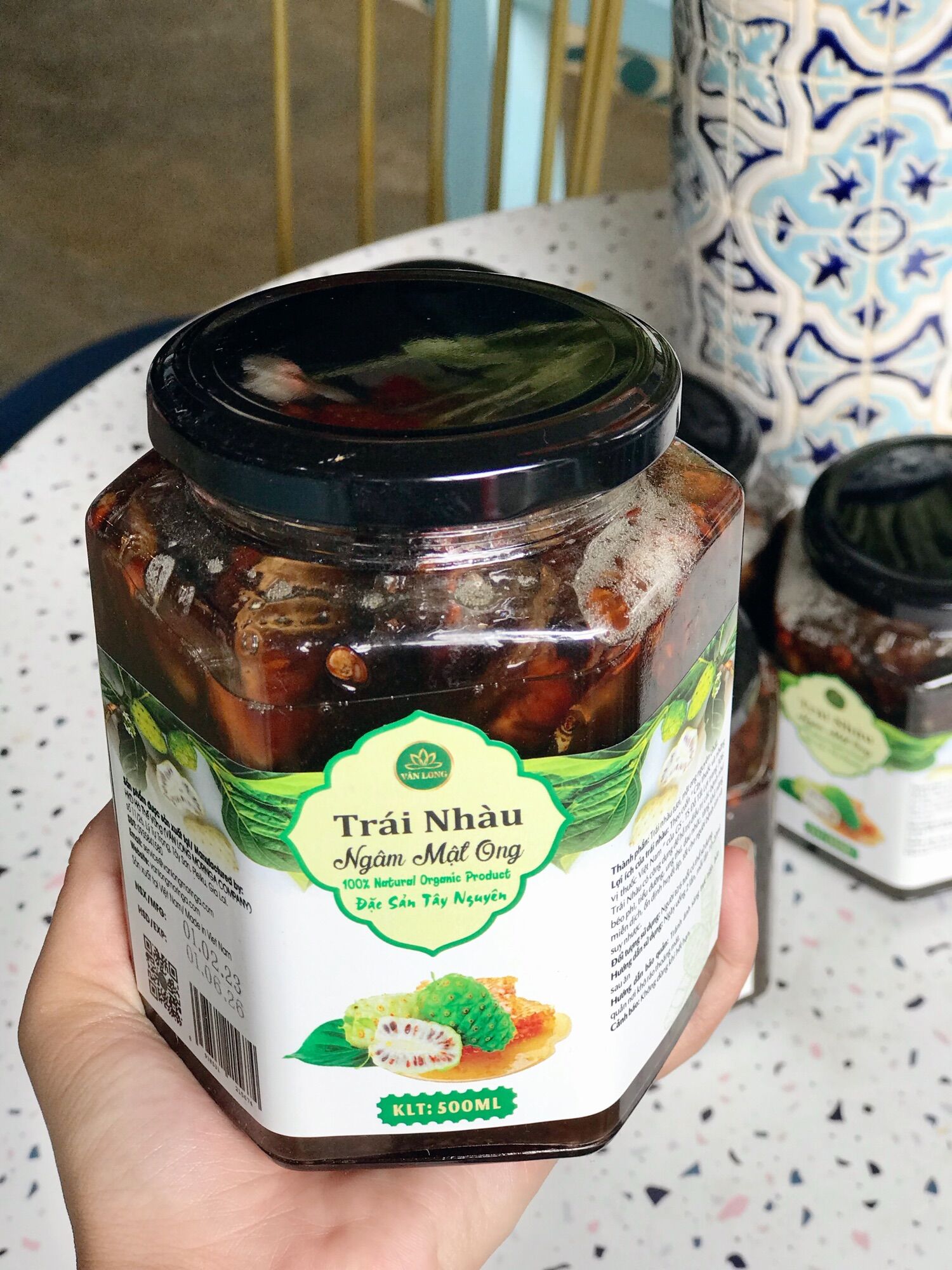 Trái nhàu ngâm Mật Ong