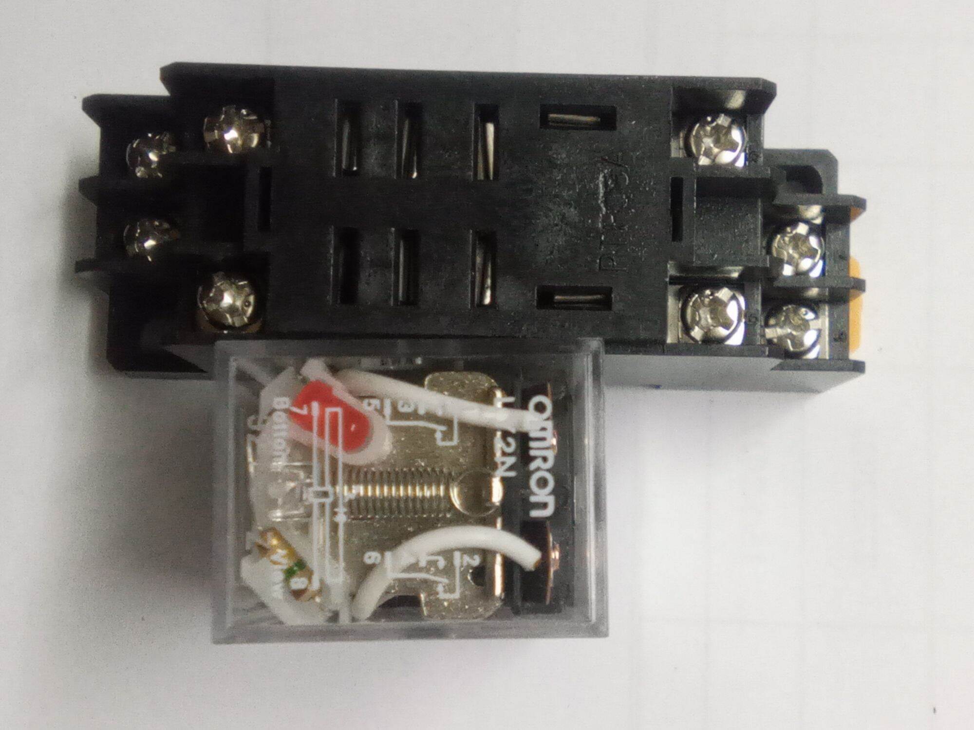 8-Pin 220V Omron Intermediate Relay