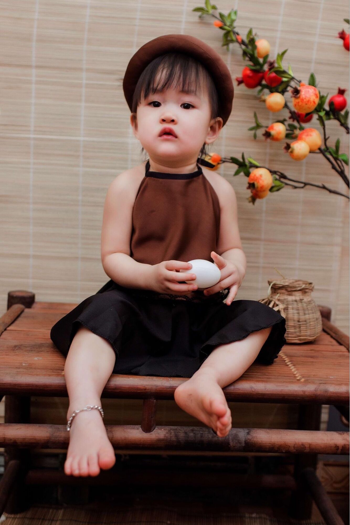 YẾM ĐÀO KÈM MẤN CHO BÉ GÁI (Ảnh Thật)