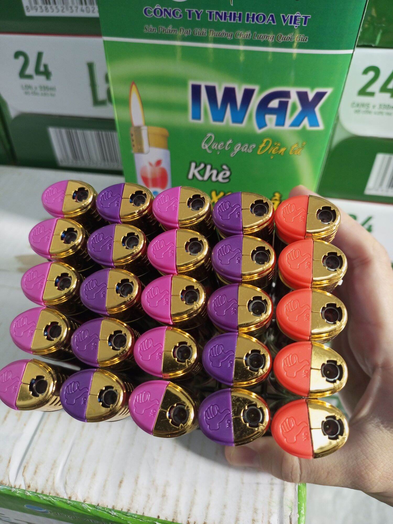 Bật lửa_quẹt ga xúc xắc chống gió Hoa Việt (50 cái/ hộp)