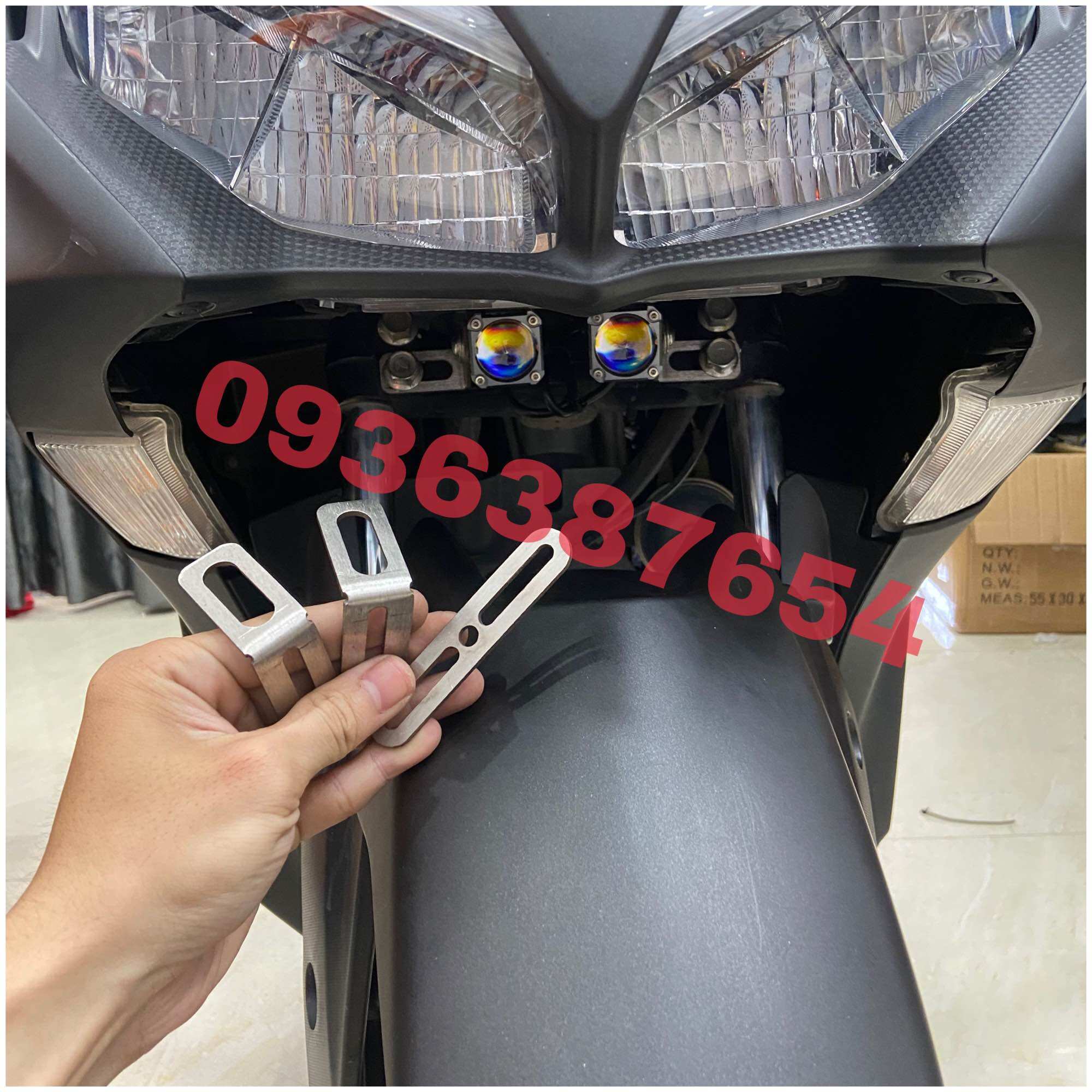 Pat gắn đèn trợ sáng mini cho Yamaha Nvx
