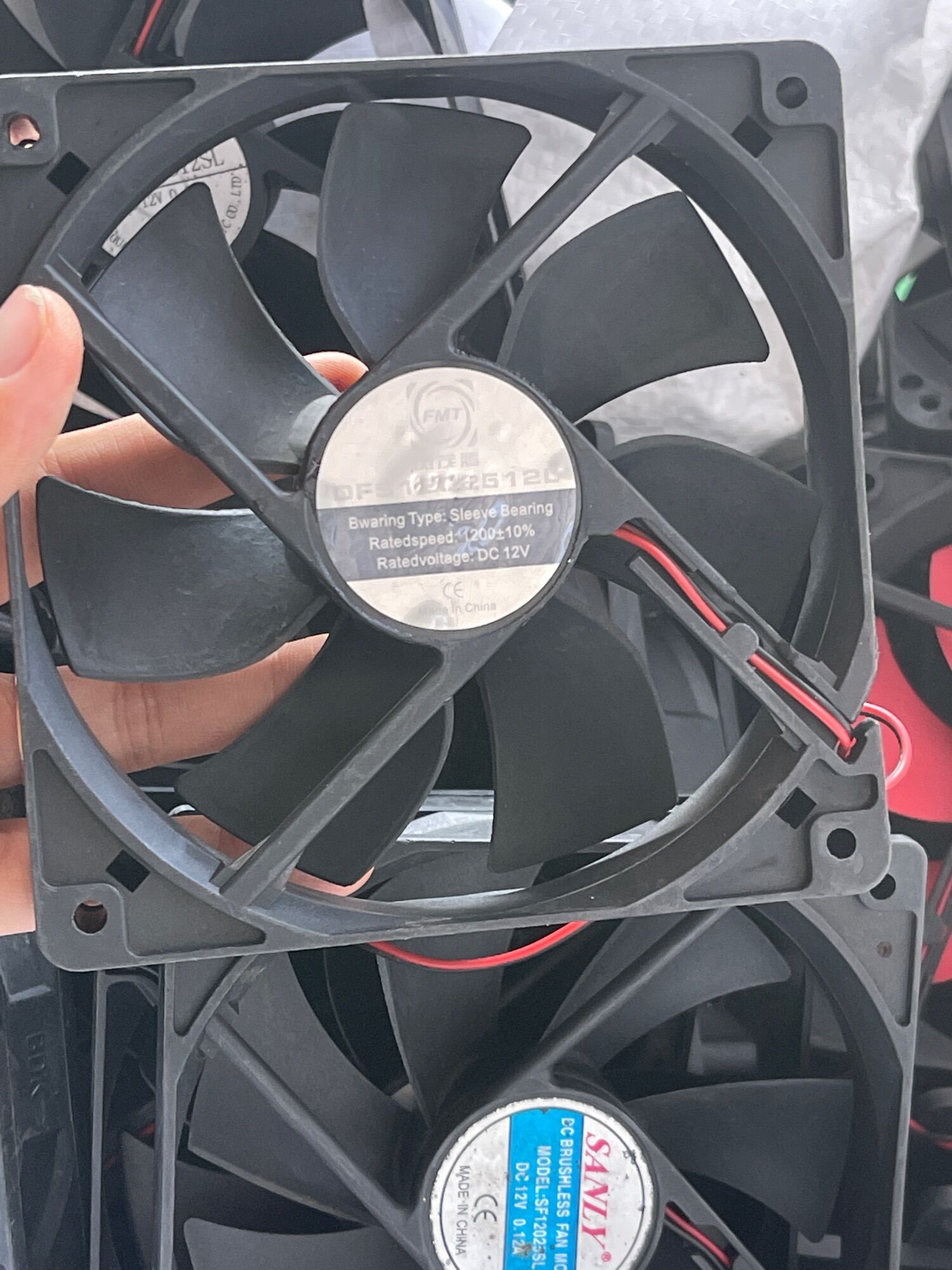 Quạt 12v fan 12x12x2.5cm