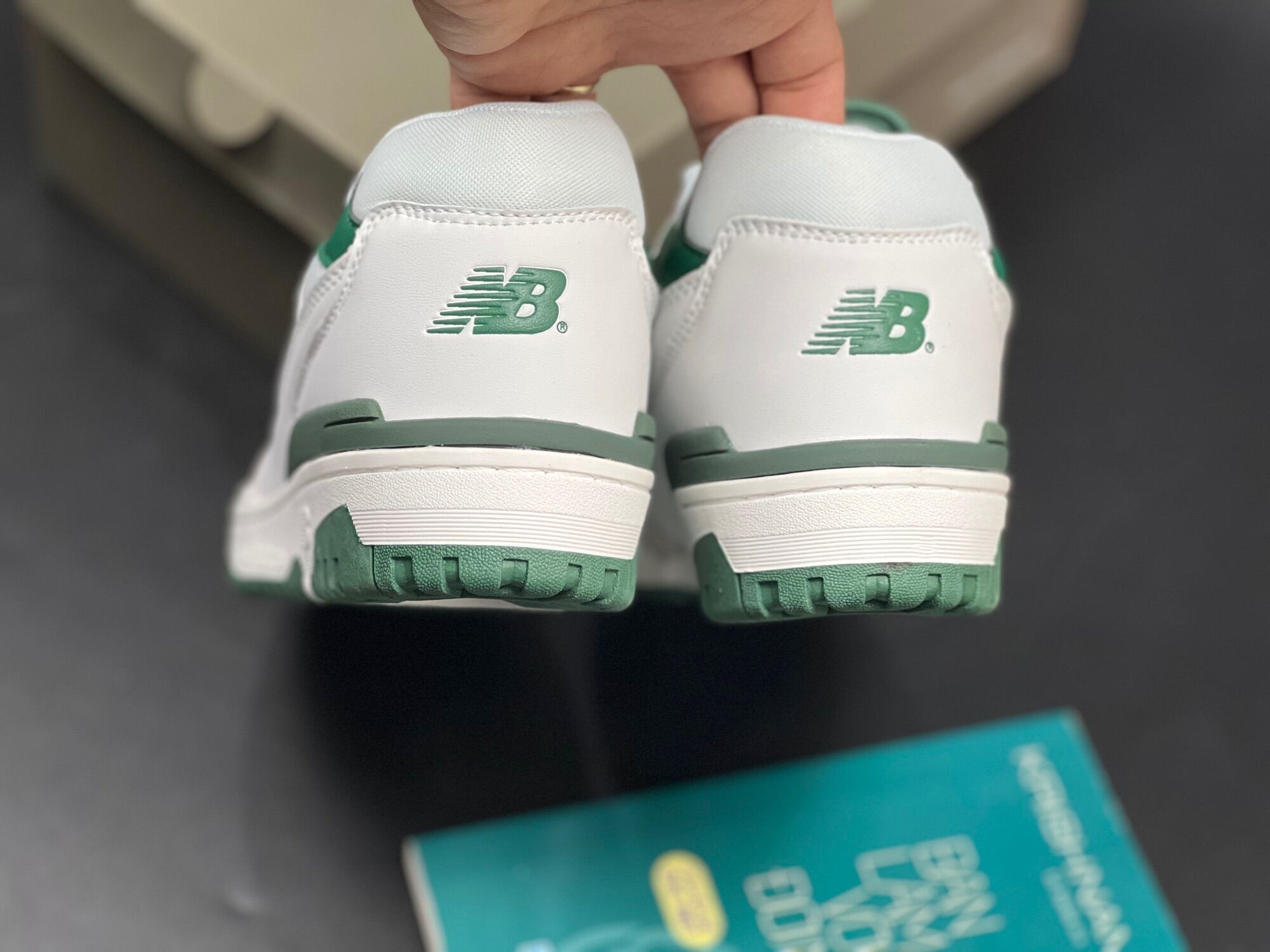 Giày thể thao/ Sneaker NB550 xanh lá (Full box + tặng kèm dây giày)