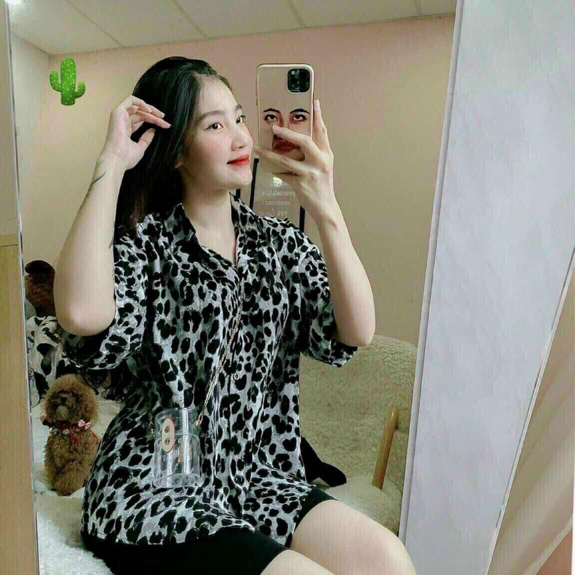 Áo sơ mi nữ hoạ tiết form rộng
