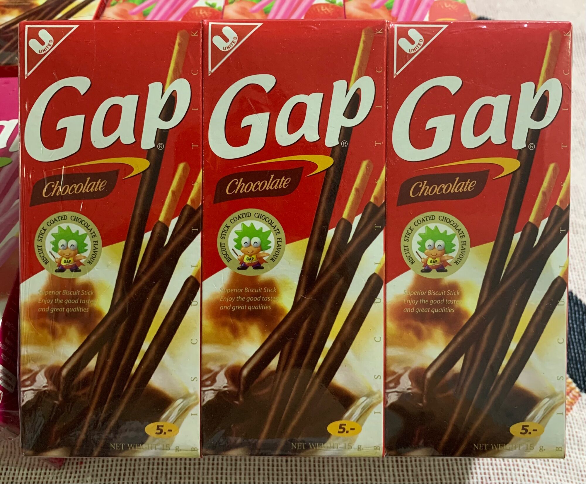 Bánh que Gap vị dâu và so co la