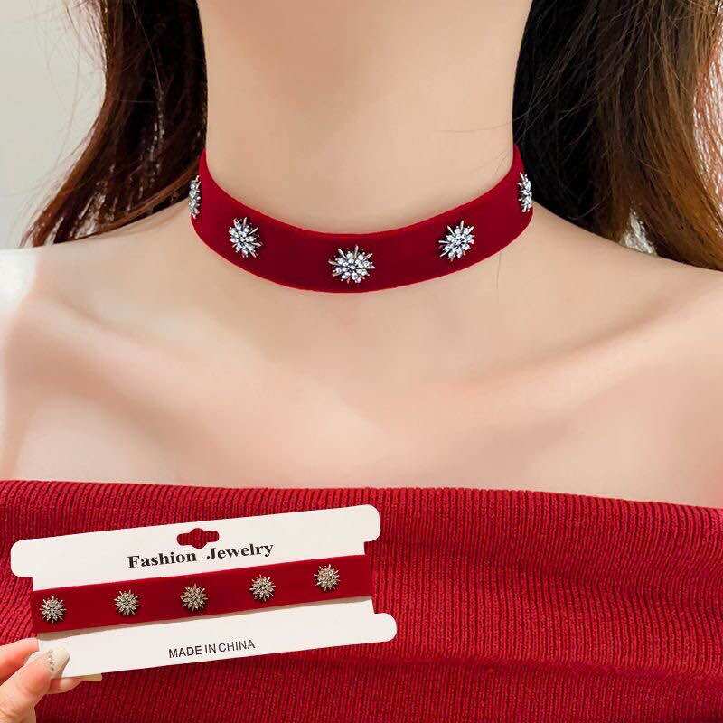 Choker Nhung Đính Đá Dự Tiệc Sang Trọng