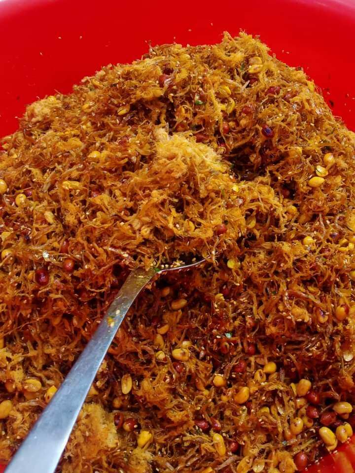 Cá mờm sữa rim lạc chà Bông heo mọi