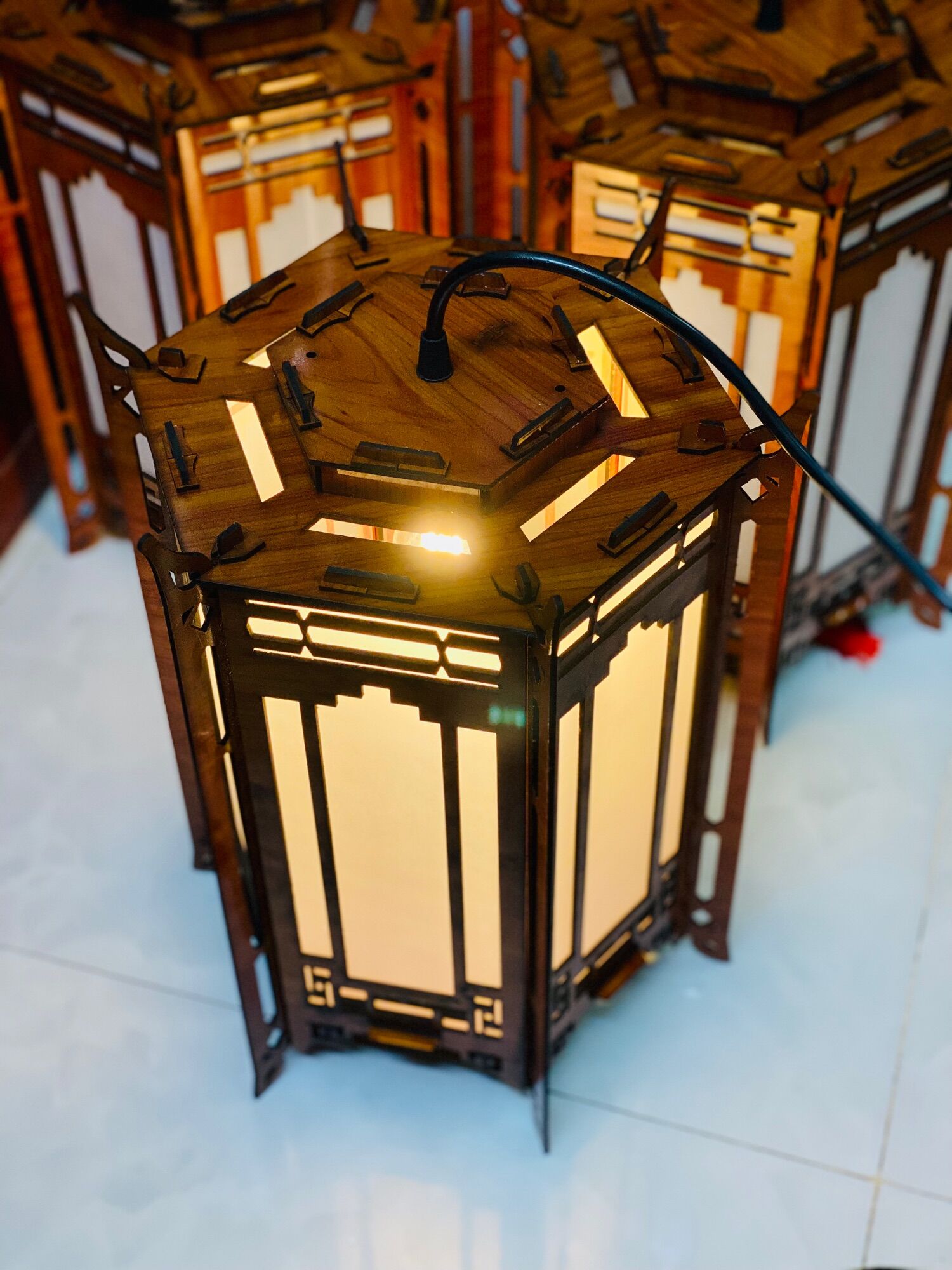 Đèn thả trần gỗ chiều cao 40cm lục giác
