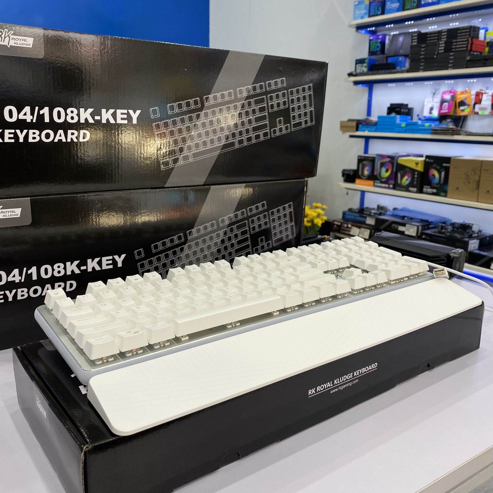 BÀN PHÍM CƠ ROYAL KLUDGE RK918 PRO WHITE BLUE SWITCH