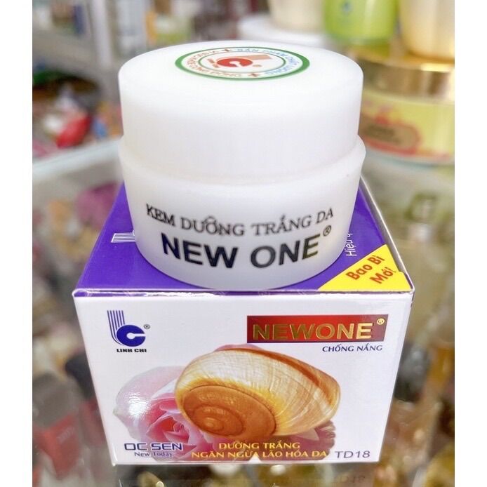 Kem new one dưỡng trắng da linh chi thuý nga newone