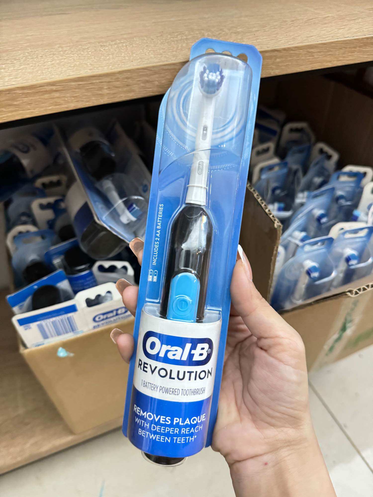 Bàn Chải Đánh Răng Oral B Pin hàng mỹ
