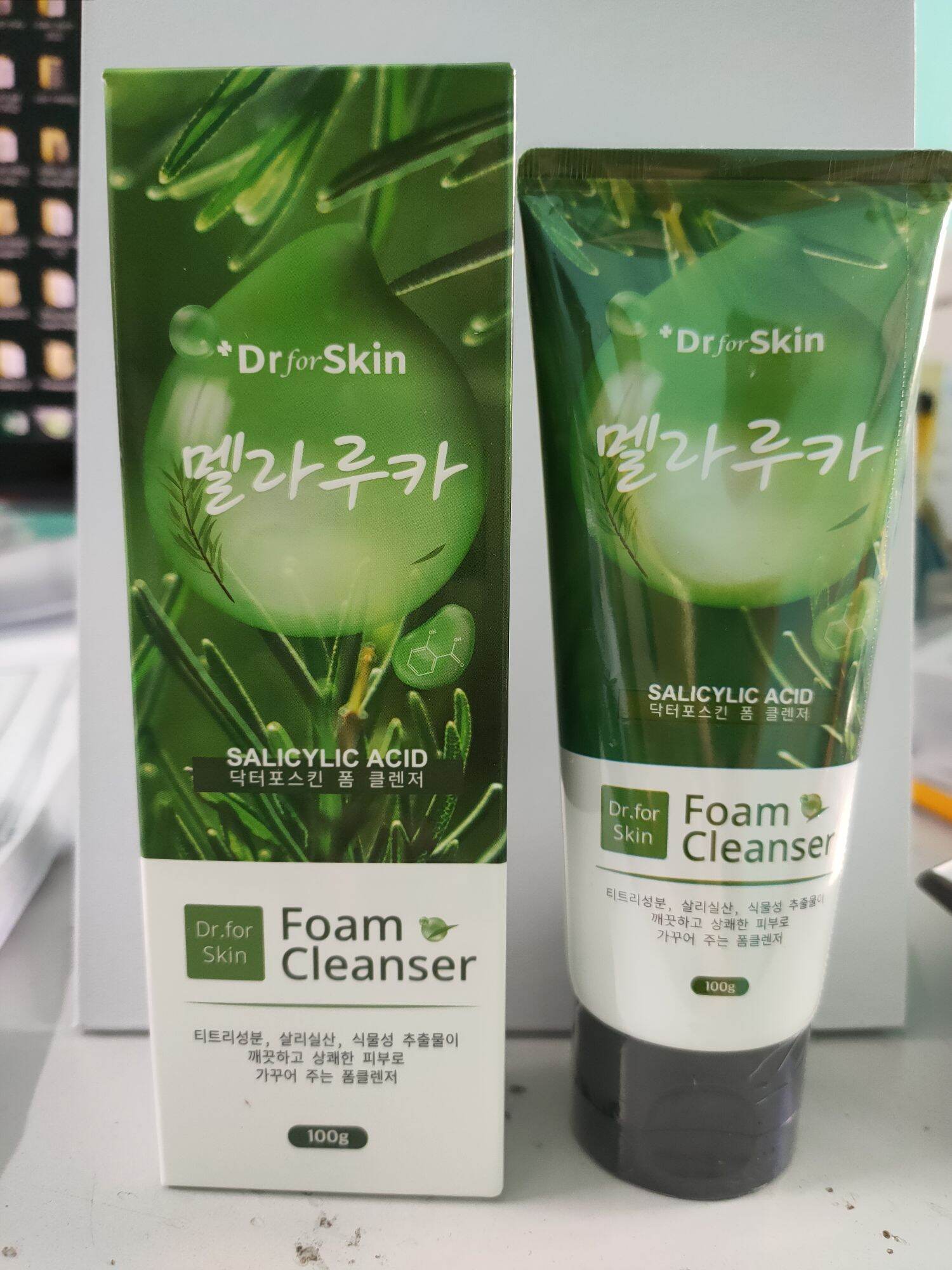 Sữa rửa mặt tràm trà Dr For Skin Tea tree phiên bản 2023