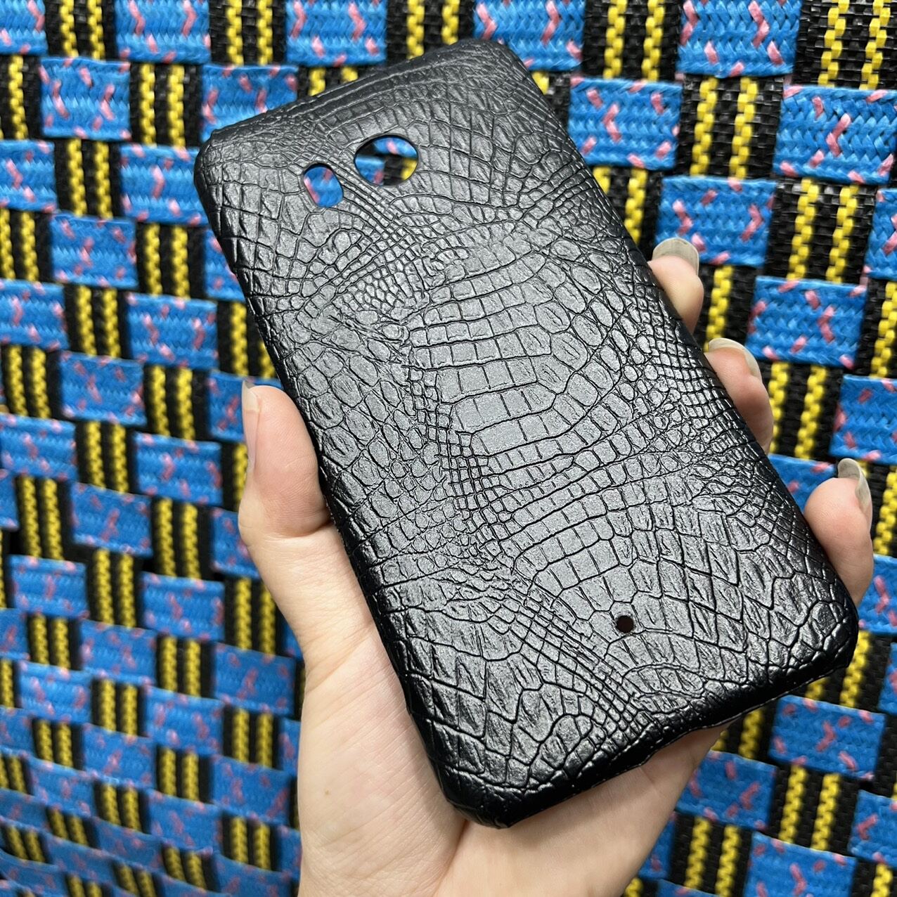 Ốp lưng HTC U11 cứng kiểu da vân cá sấu sang trọng