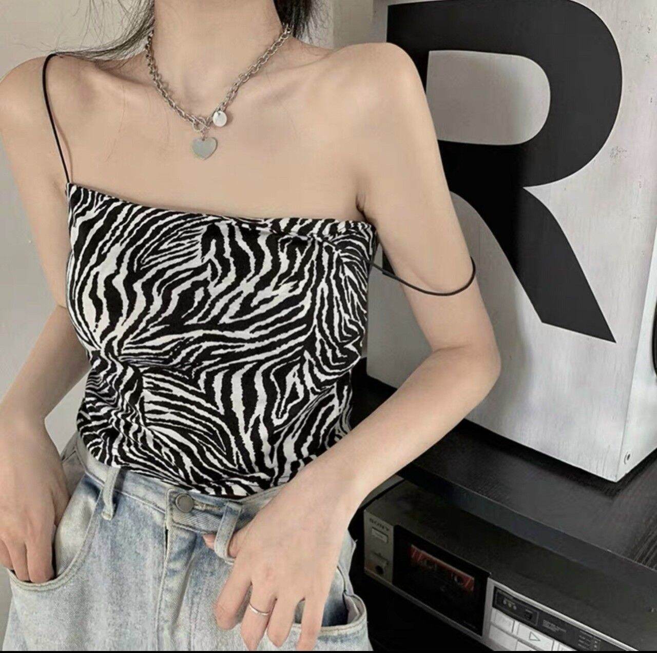 [HCM]ÁO CROPTOP 2 DÂY NGỰA VẰN (CÓ MÚT NGỰC)