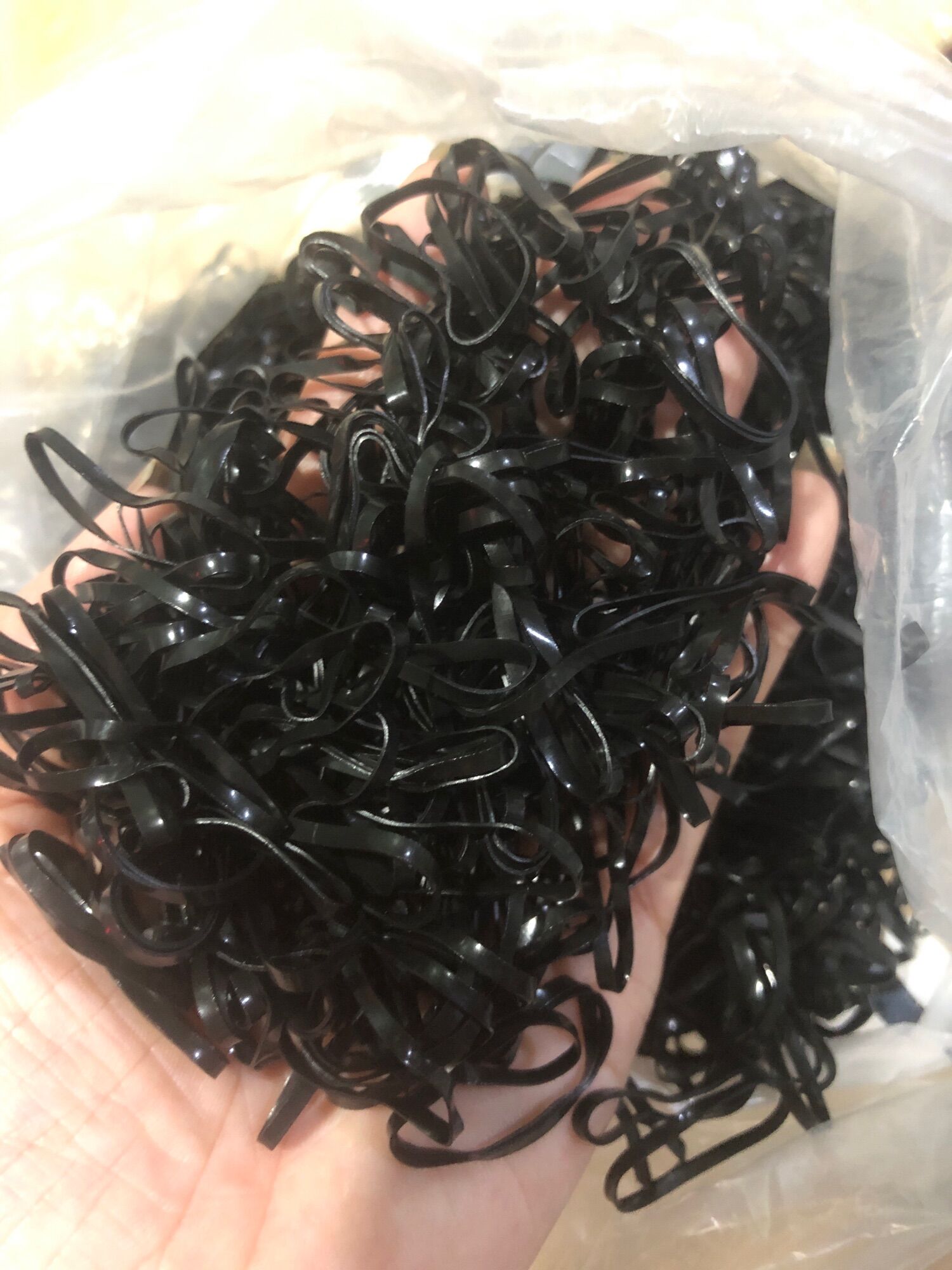 Quà Tặng ( thun buộc tóc)