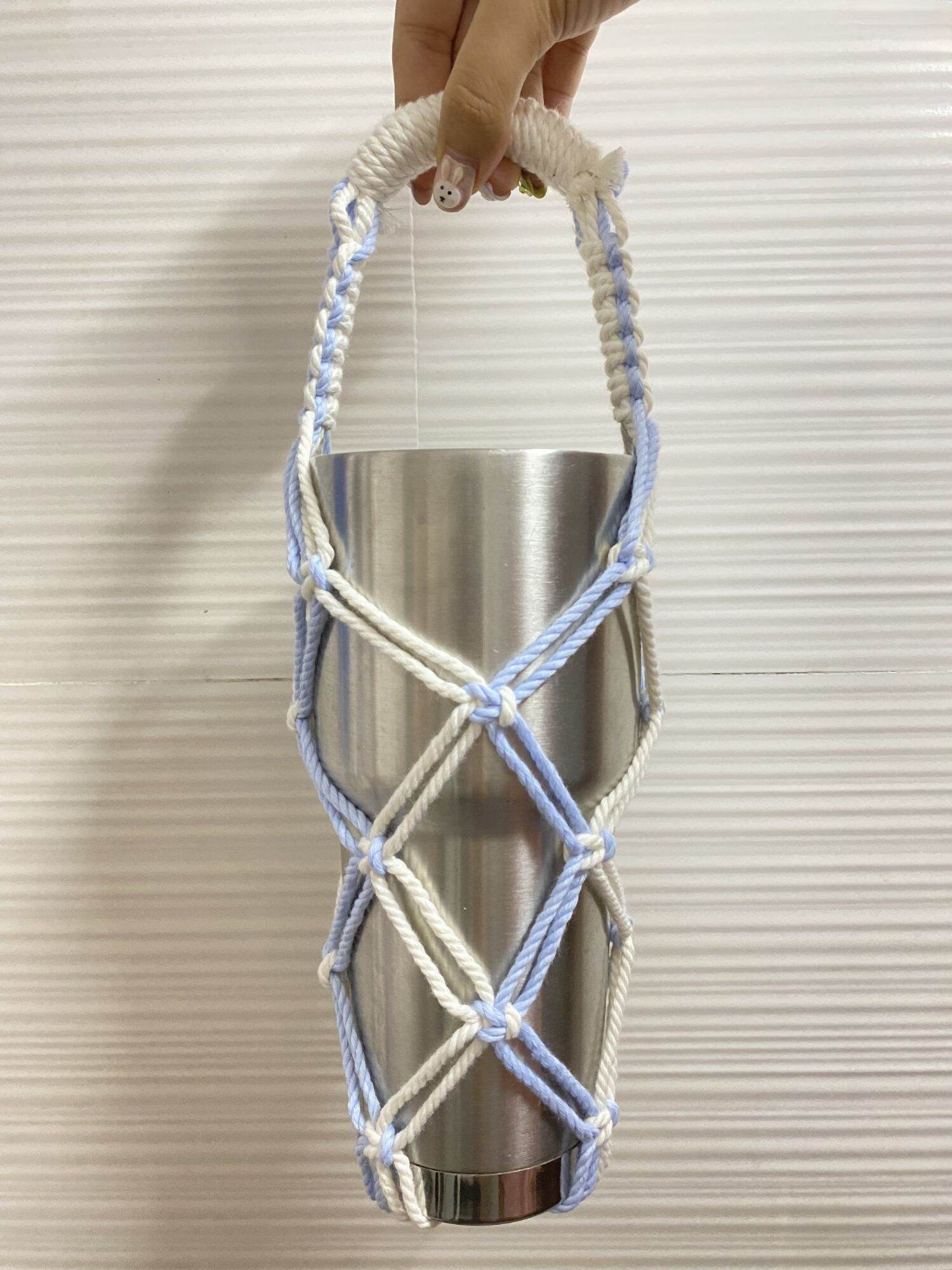 Túi đựng bình nước mix màu bằng len macrame