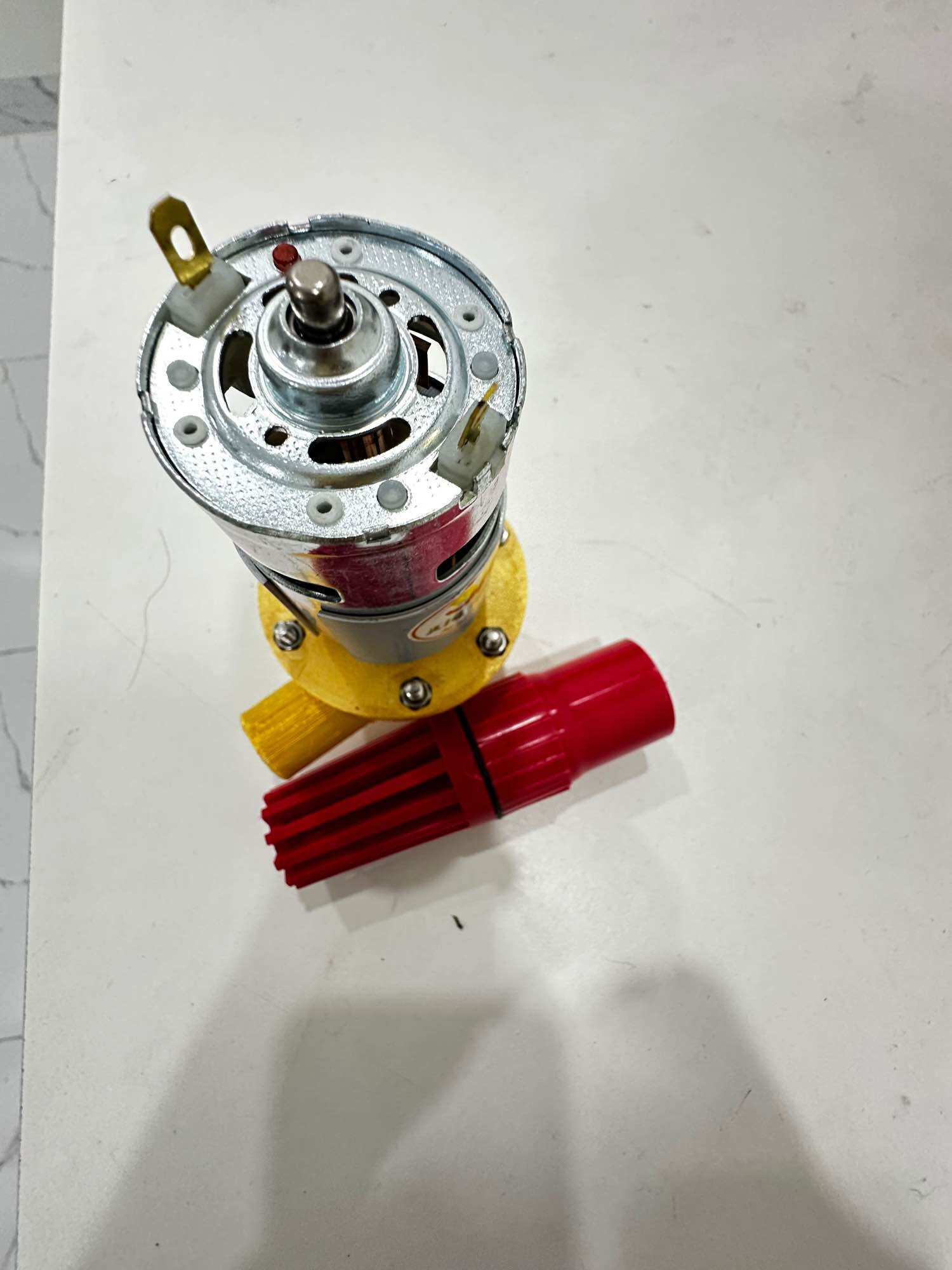 V1- BƠM NƯỚC MINI 775-795- DC12V - Công suất mạnh mẽ thiết kế chắc chắn
