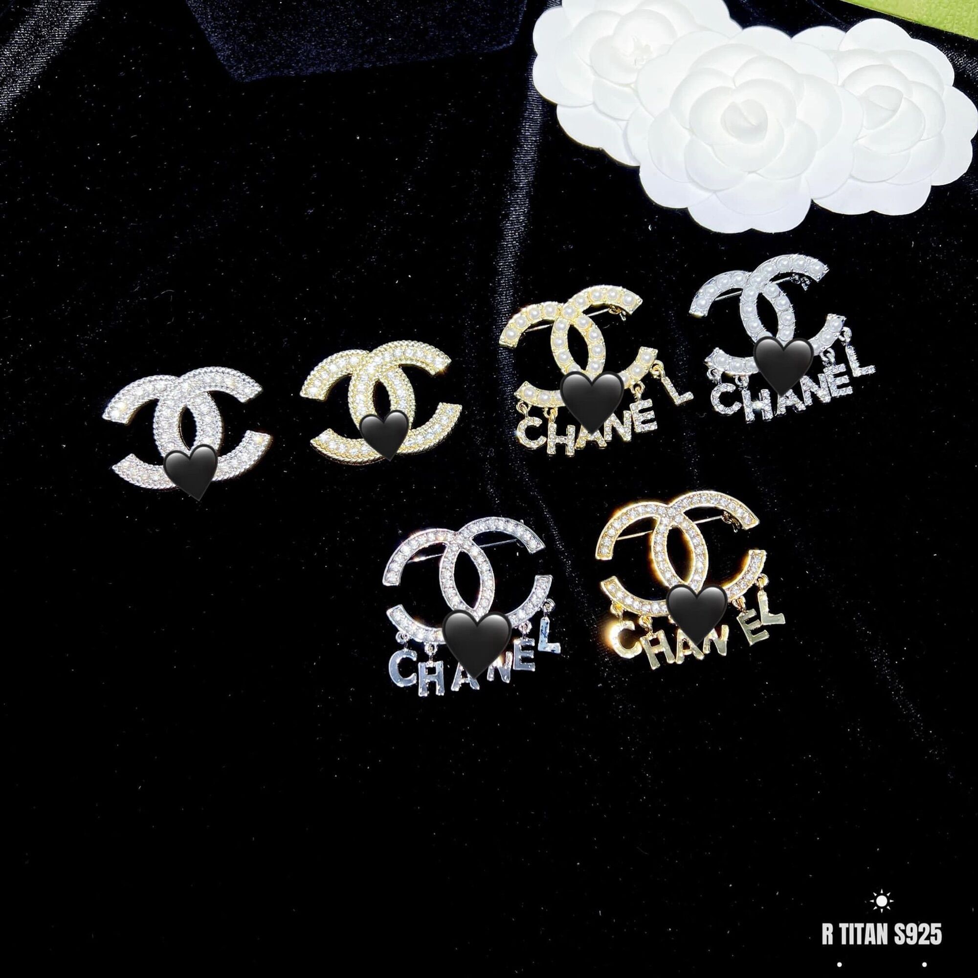 Cài áo chanel
