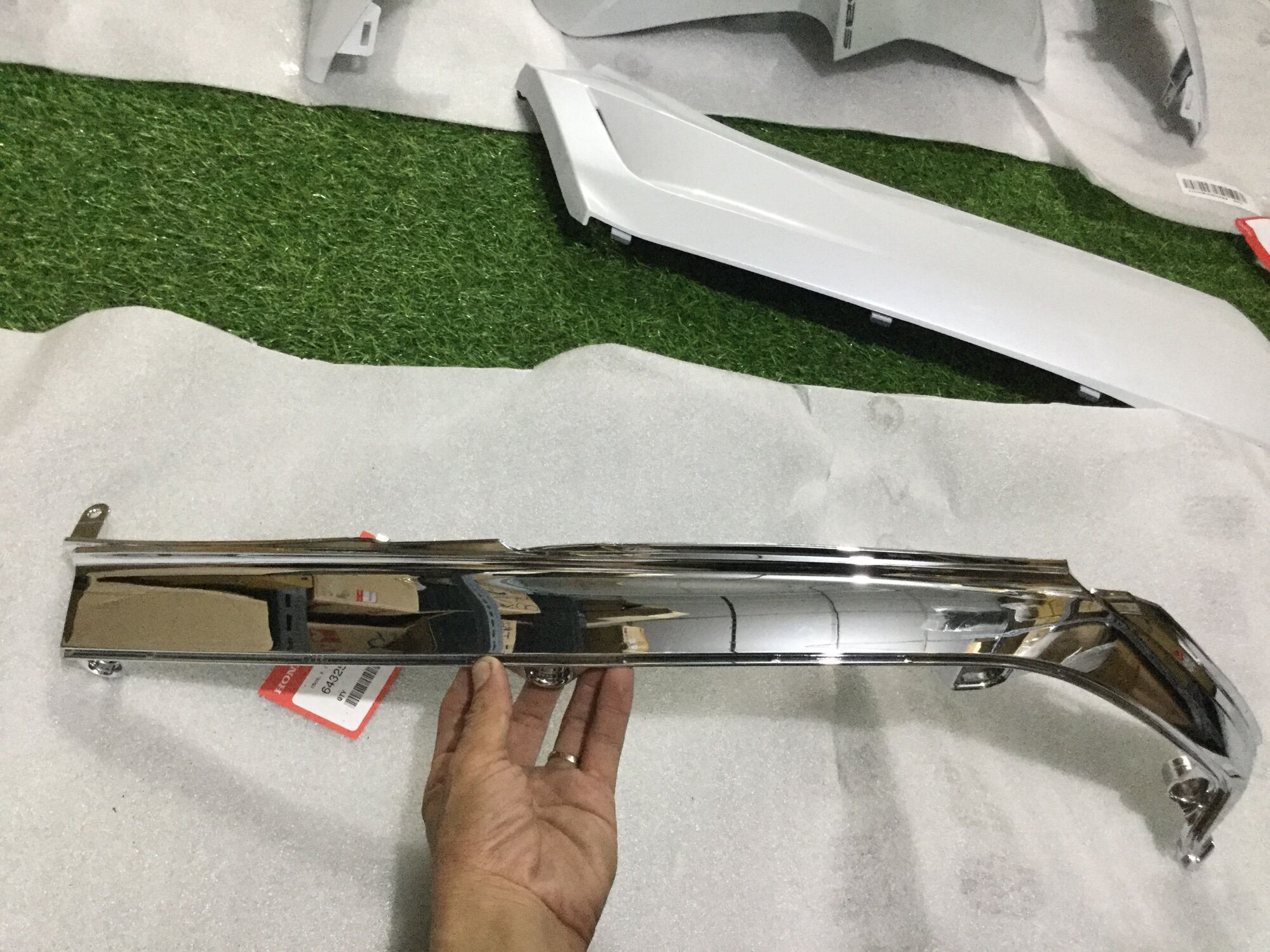 Nẹp Sườn Bên Phải Sh 300i 2016 - 2020