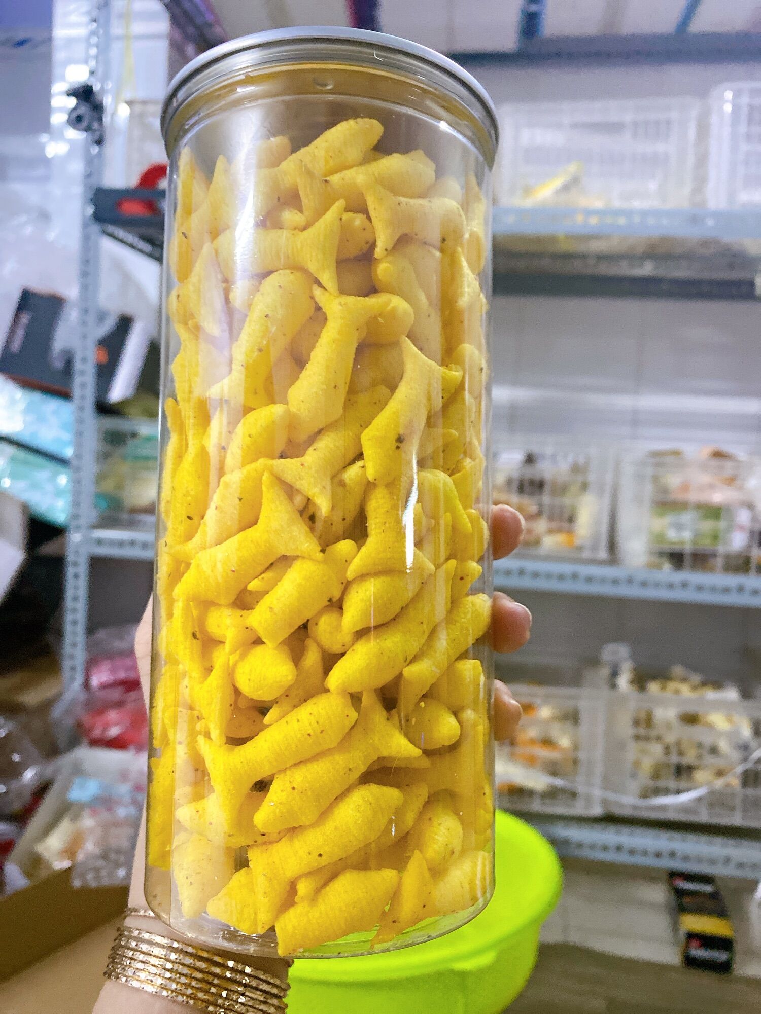 Bánh cá phô mai 1 hủ pet 210gam