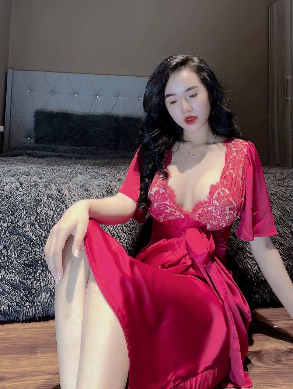 Đầm ngủ chất satin siêu mịn sang chảnh nhà Miki
