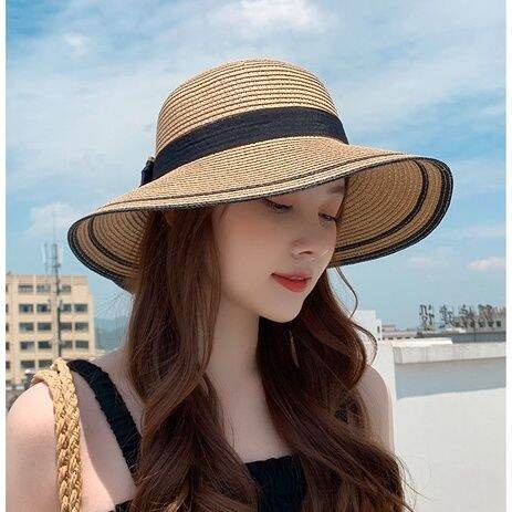 Mũ cói vành rộng đi biển