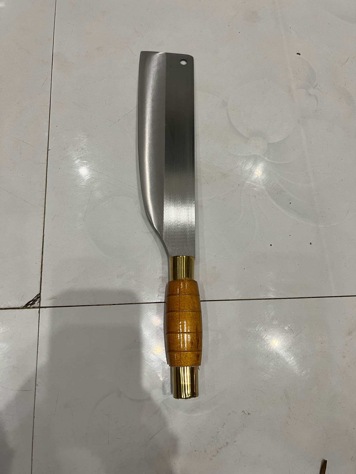 Con dao phay chặt gà vịt và thái thép không trỉ