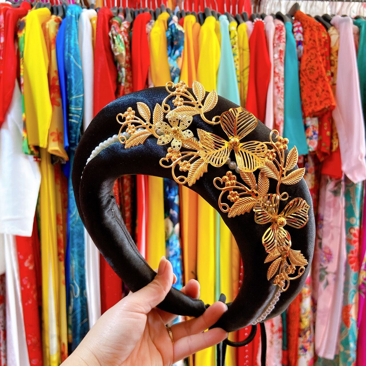 mấn 2 tầng, mấn cô dâu, mấn biểu diễn