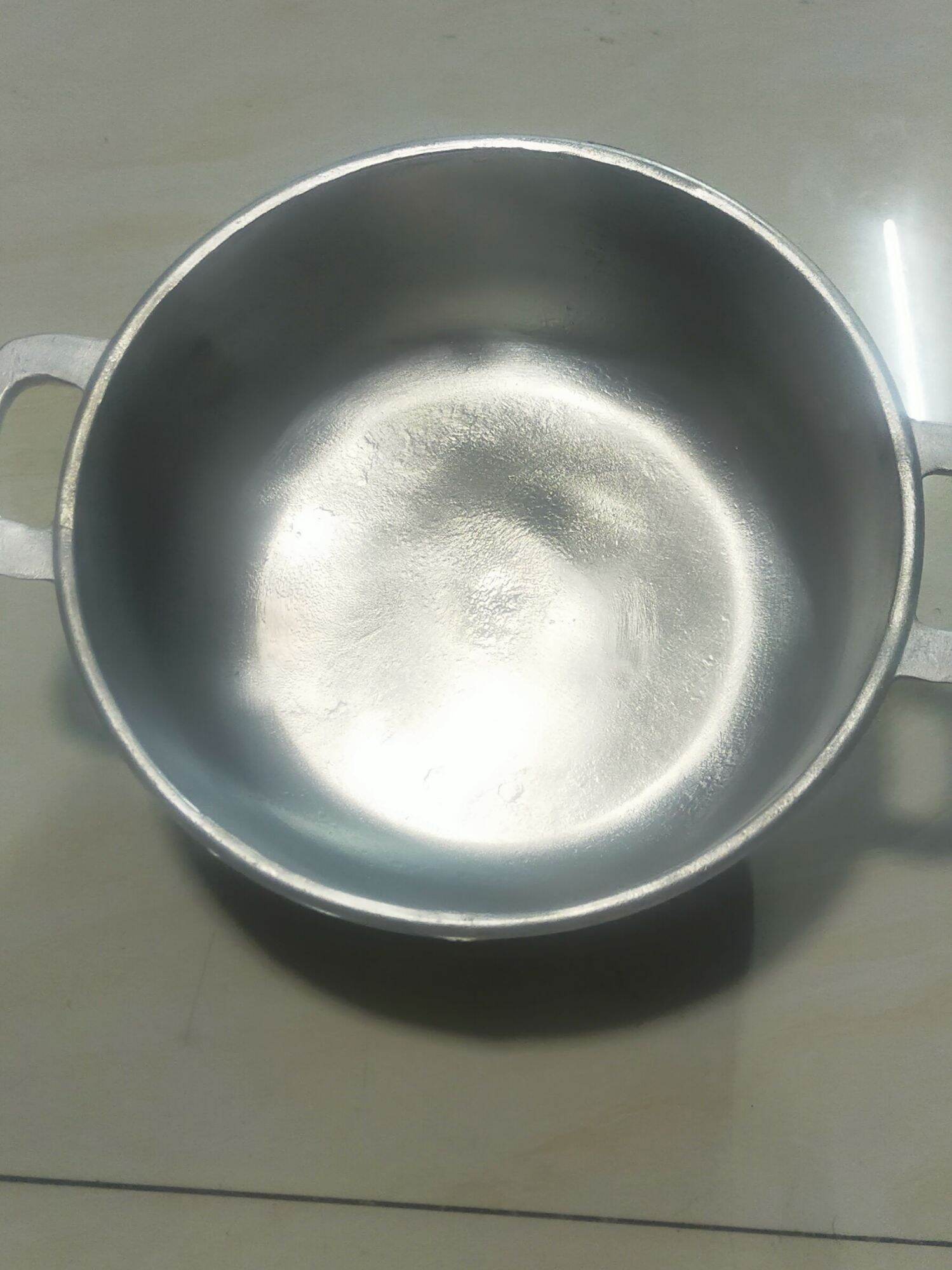 nồi gang đúc thủ công số 9 dk20cm đã xoa bóng