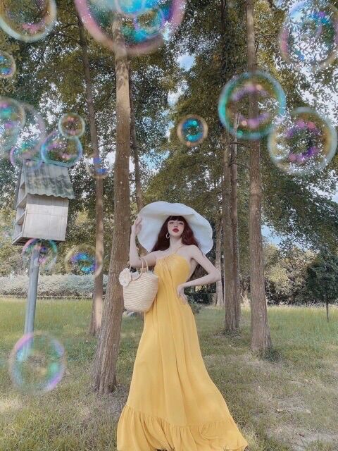 Đầm maxi cổ yếm lệch nhún hở lưng