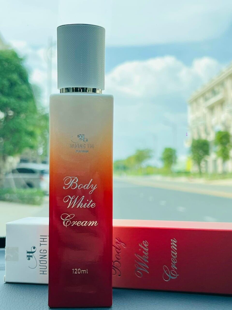 Body hoa anh đào hương thị 120ml