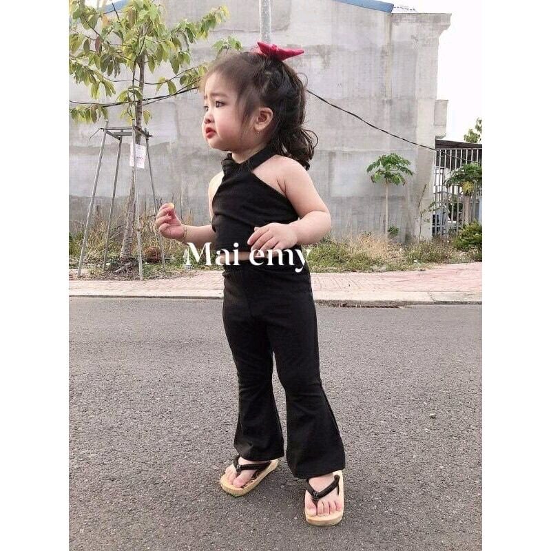 Sét thiết kế dây cổ chéo xinh xinh cho bé