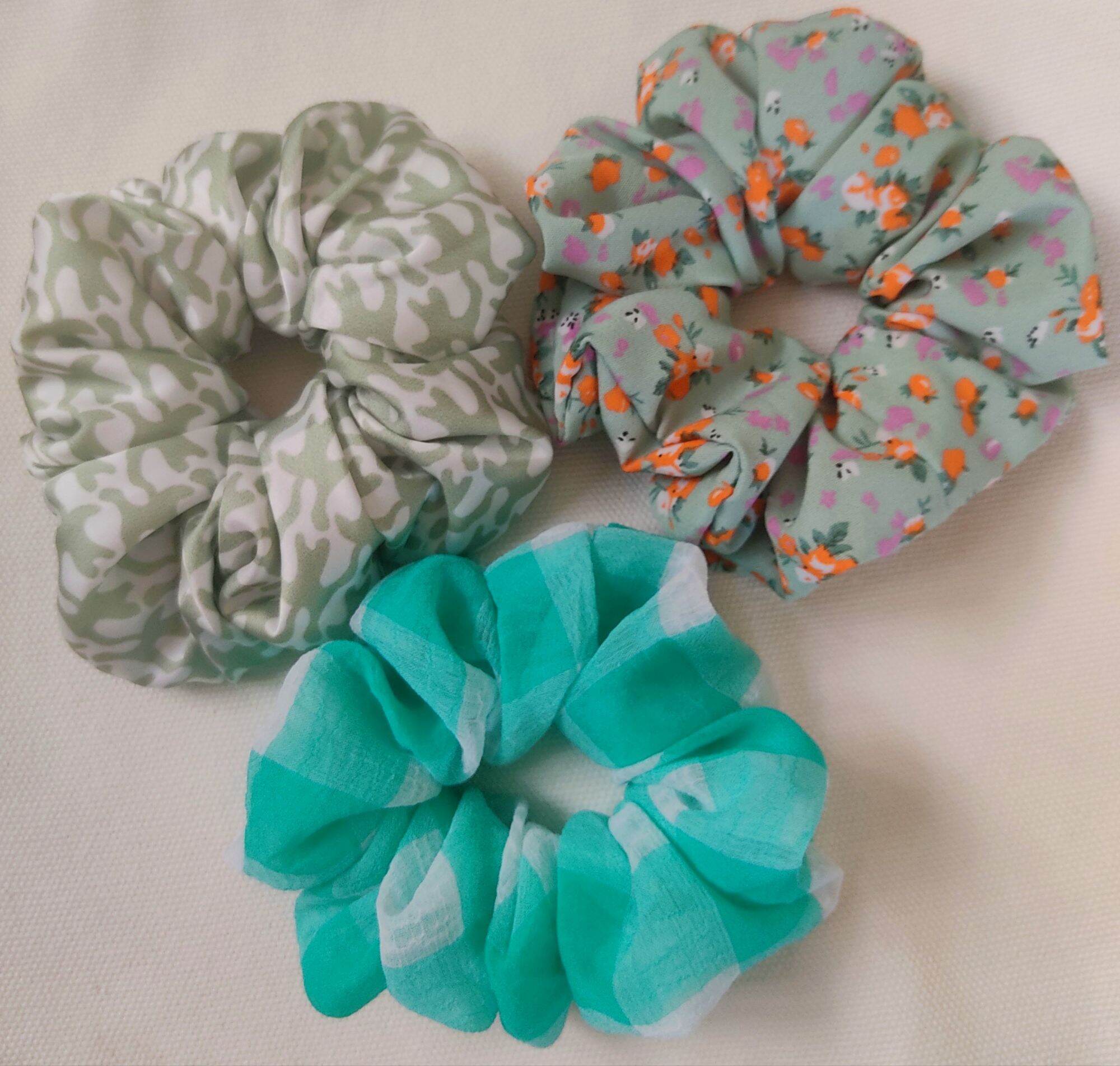 Set 2 dây buộc tóc xinh xắn, thời trang, họa tiết dễ thương, phong cách hàn quốc hair bands scrunchies