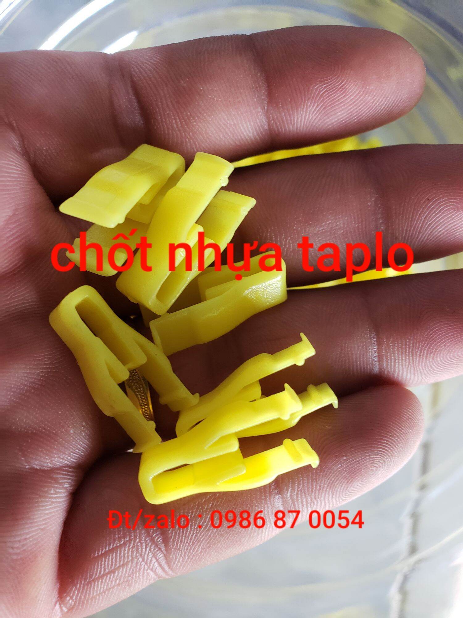 [HCM]100 chốt nút nhựa taplo ô tô