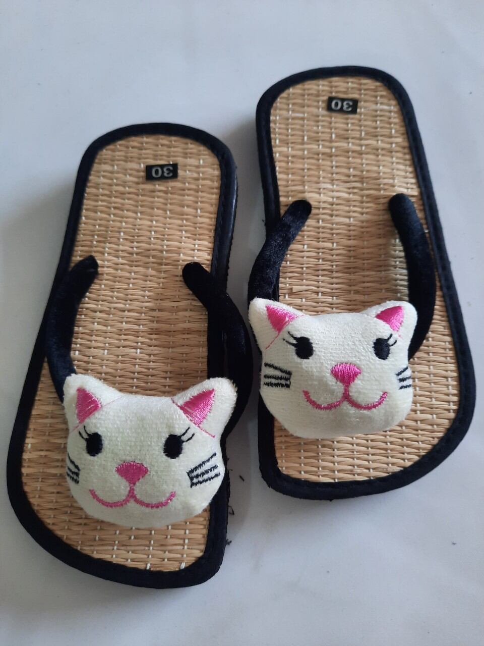 Animal-Themed Slippers of All Sizes for Women and Children
