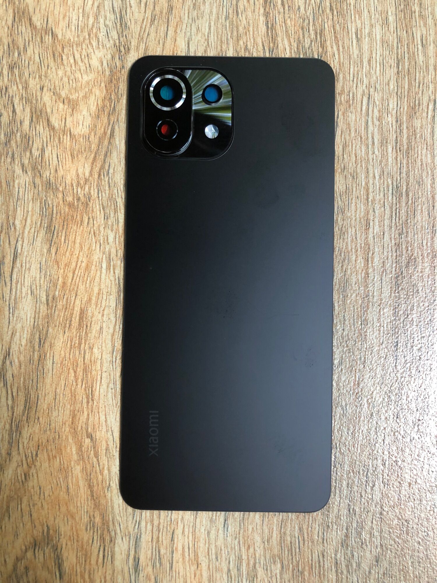 Nắp lưng Xiaomi Mi 11 lite có kính camera