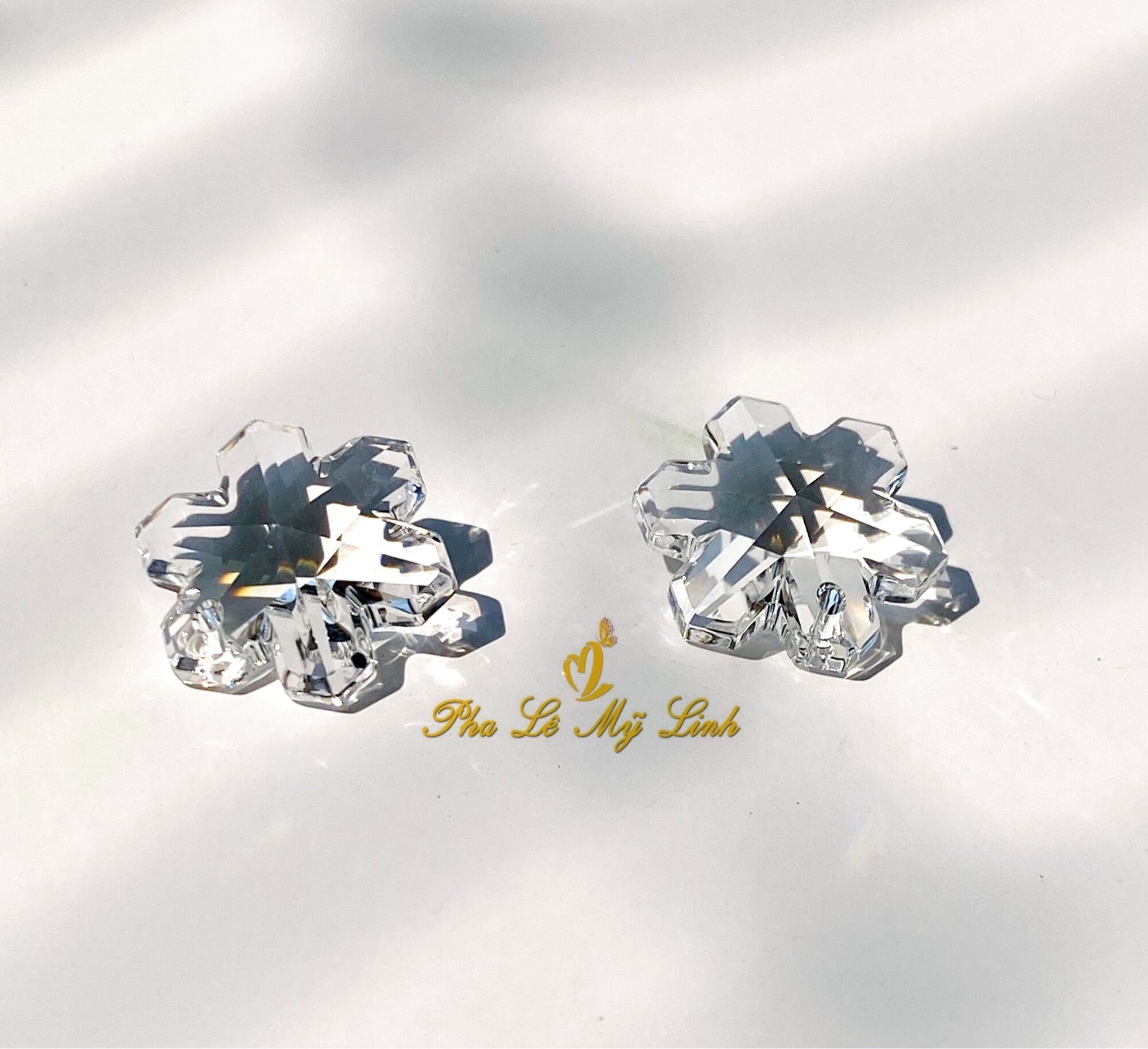 Mặt dây pha lê Swarovski hoa tuyết
