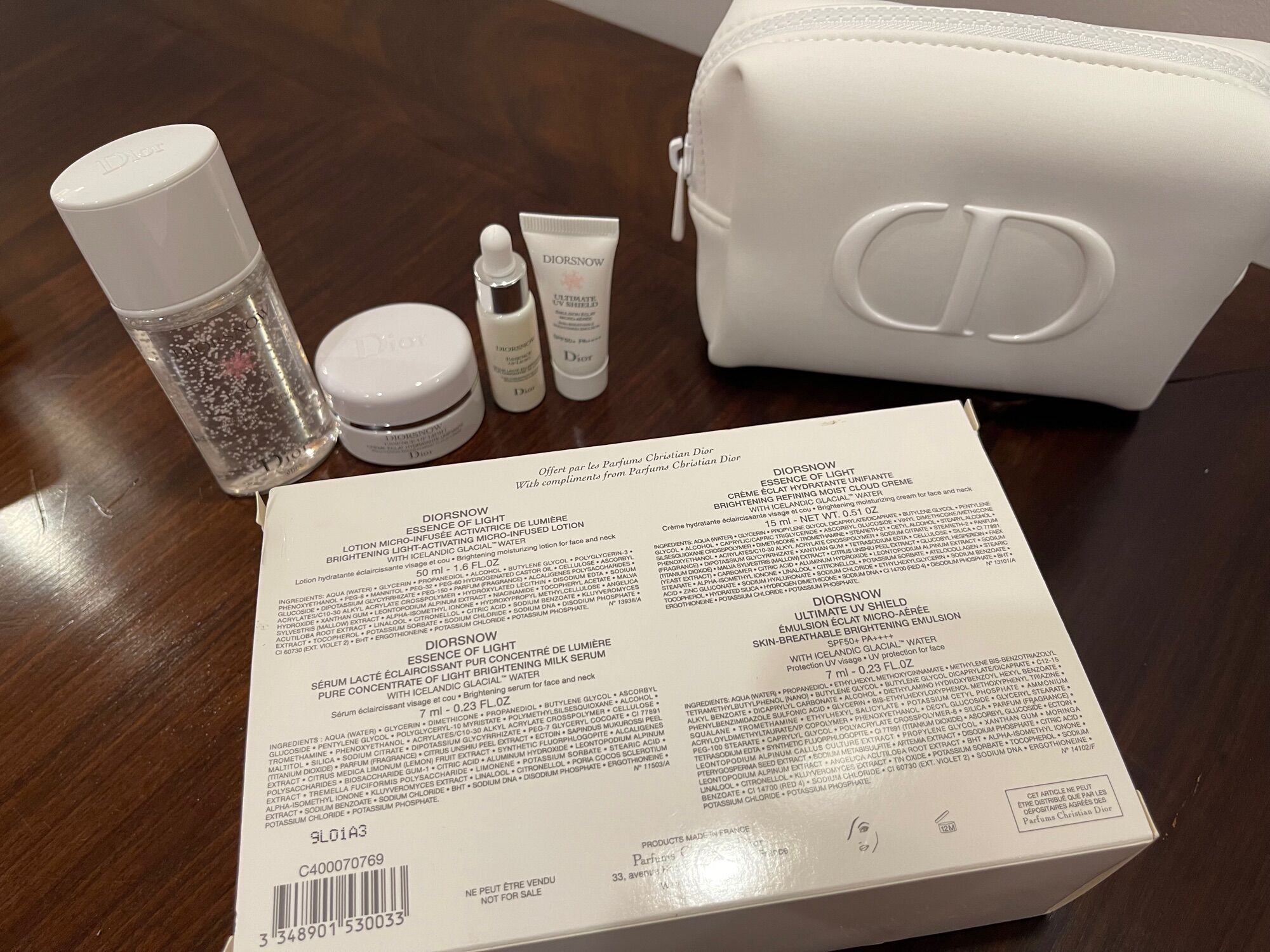 Bộ dưỡng da Dior mini kèm box và túi siêu đẹp