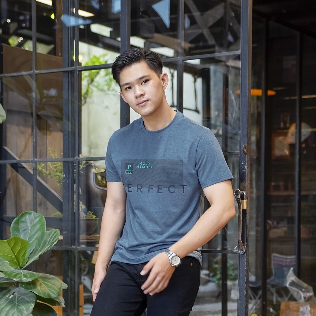 Áo thun cổ tròn Perfect
