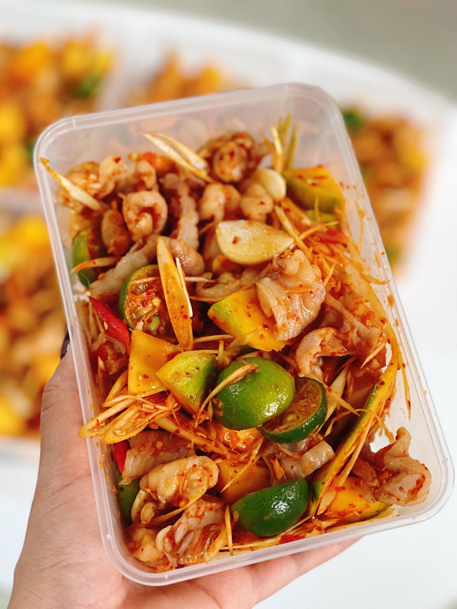 Chân gà rút xương sốt thái