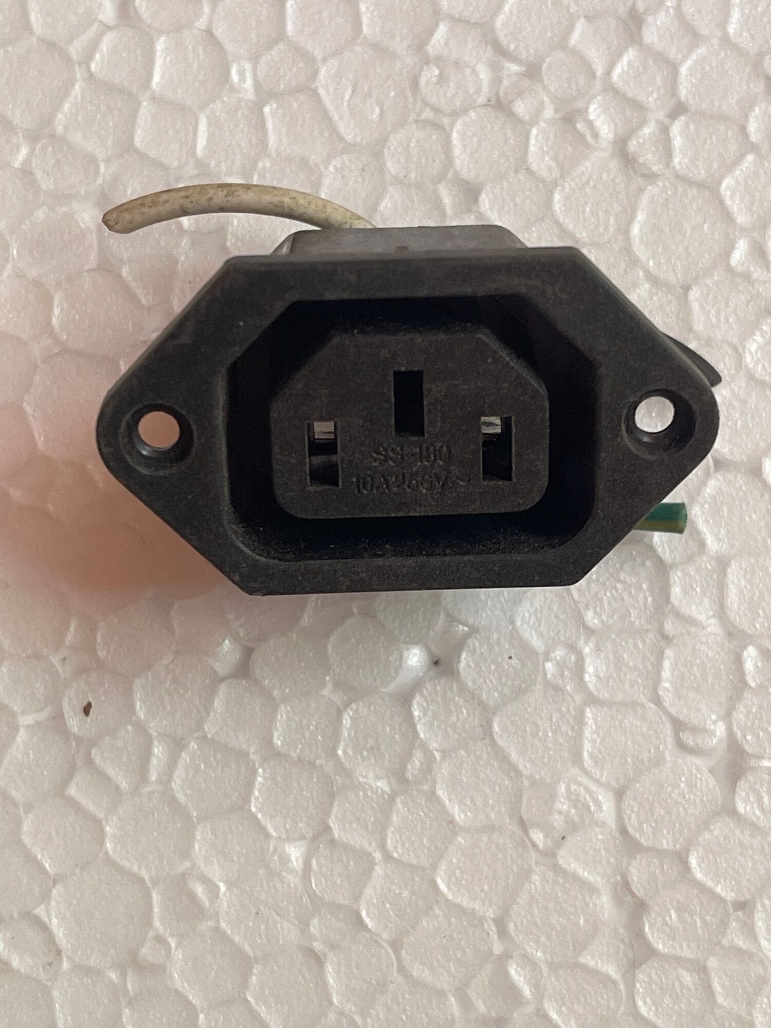 10 Đầu cắm ổ nguồn chụp