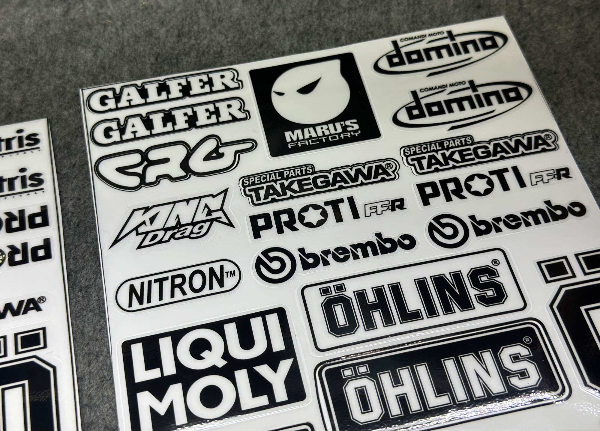 [ 1 TẤM ] TEM STICKER TRẮNG ĐEN TRONG SUỐT ( DÁN XE TRẮNG ) DÁN TRANG TRÍ XE