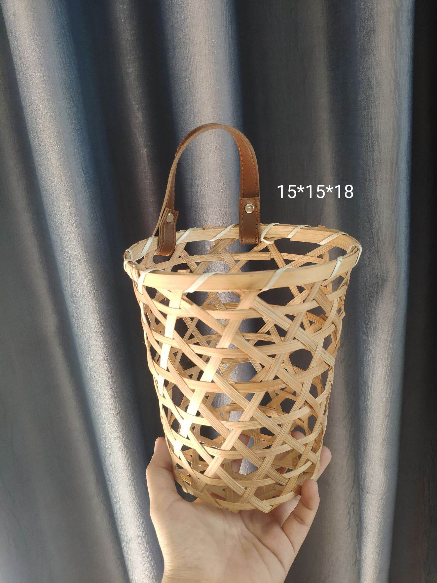 Giỏ tre treo tường ( hình chụp thật)