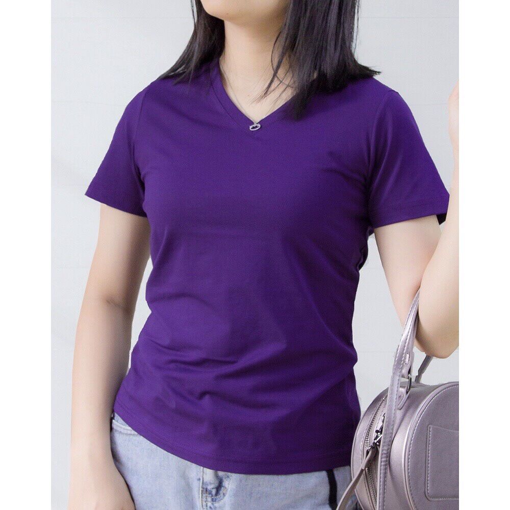Áo thun trơn cổ tim